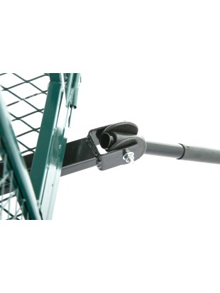 Vrtni voziček z mrežasto kovinsko ograjo in ponjavo 